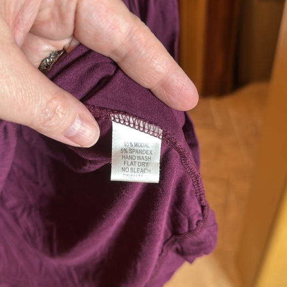 Fenn Wright Manson Plum Turtleneck High Low Modal Top Size Large - Picture 3 of 6